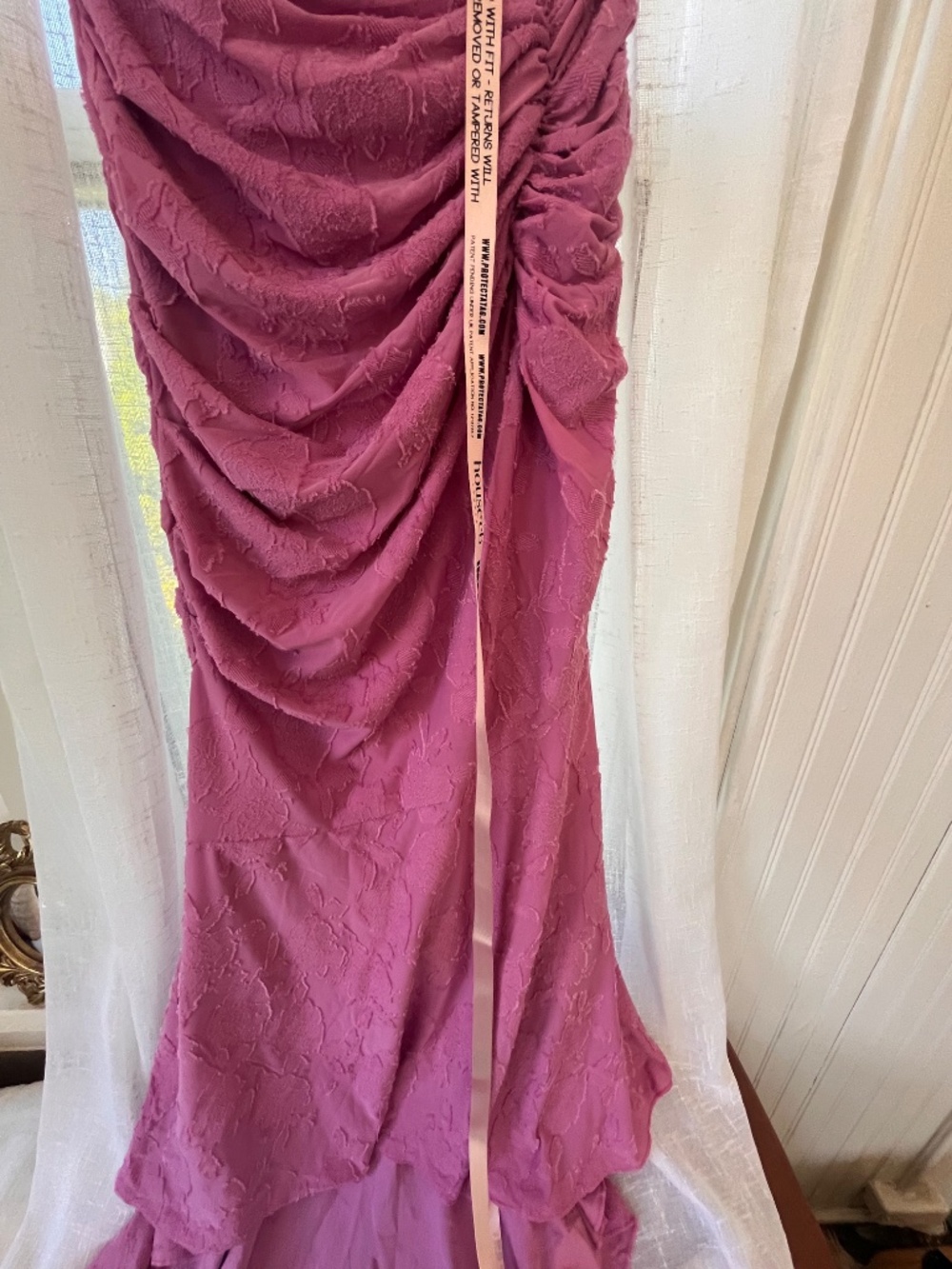 House of CB Warm Pink Cesca Dress- Size Medium M UK sizing= US 6-8 - Picture 5 of 10